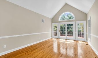 42985 PASCALE Ter, Ashburn, VA 20148