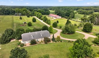 2405 Nicholson Ln, Albion, MI 49224