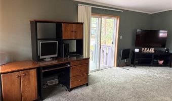 15 Kelly Ln, Coventry, RI 02816