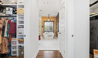 6061 Jacobs Rd SE, Acworth, GA 30102