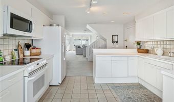31 Coddington Wharf 24, Newport, RI 02840