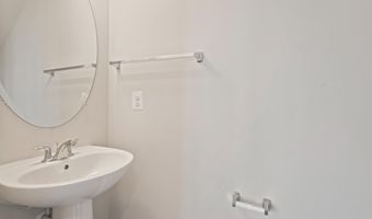 20364 NEWFOUNDLAND Sq, Ashburn, VA 20147