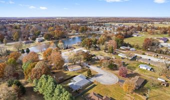 1006 Baretta Ct, Aurora, MO 65605