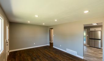 1106 Omaha St, Belle Fourche, SD 57717