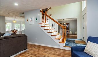 195 Oakland Beach Ave, Warwick, RI 02889