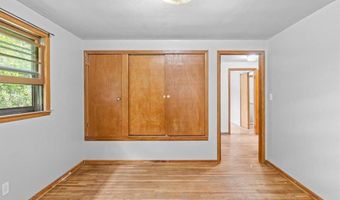 2114 5th Ave NE, Austin, MN 55912