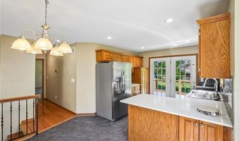 204 E 8th St, Adrian, MO 64720