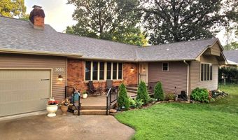 3050 Gaineswood Ave, Baxter Springs, KS 66713