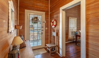 100 14th St, Apalachicola, FL 32320