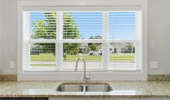 825 NE Heights Ln, Bentonville, AR 72712