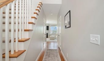 601 Hunting Hill Dr, Cumberland, RI 02864