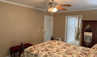 154 Perry Ln, Atmore, AL 36502