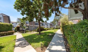 7303 Alicante Rd A, Carlsbad, CA 92009