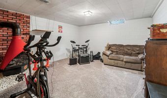 1413 E PERSHING St, Appleton, WI 54911