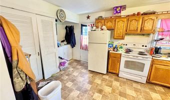 354 W Cross St, Austin, IN 47102