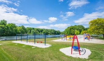 10 W Shore Dr, Alloway, NJ 07462