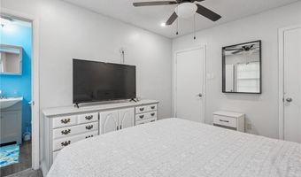 904 N St, Barling, AR 72923