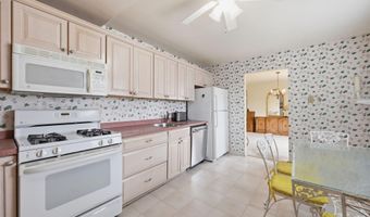 5301 WESTBARD Cir 334, Bethesda, MD 20816
