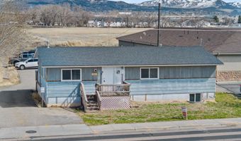 4660 Hawthorne Rd, Chubbuck, ID 83202