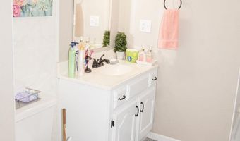 311 S D St, Albia, IA 52531