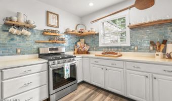 17 Westminster Pl, Beaufort, SC 29907