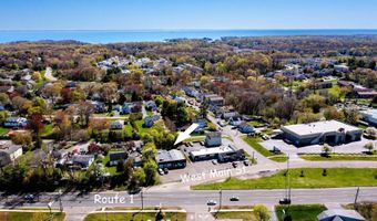 635 W Main St, Branford, CT 06405