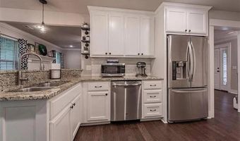 5 Arden Cir, Bella Vista, AR 72714