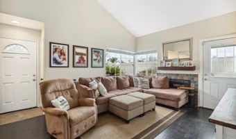 344 Riverview Way, Oceanside, CA 92057