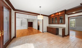 875 Cascades Dr, Aurora, OH 44202