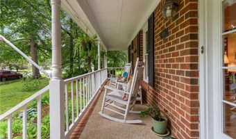 109 Harlan Dr, Yorktown, VA 23692