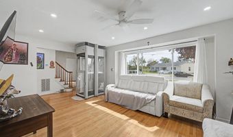 125 Meadowview Ave, Absecon, NJ 08201