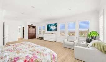 1040 S Summer Breeze Ln, Anaheim, CA 92808
