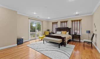 7230 BEVERLY St, Annandale, VA 22003