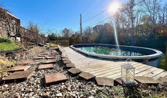 801 Rocky Creek East St, Bedford, IN 47421