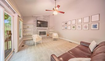 3085 N Foxridge Ct, Ann Arbor, MI 48105