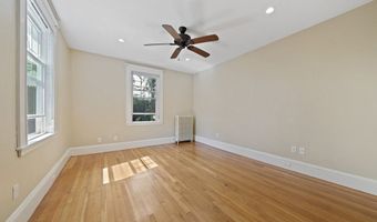 9 Parkwood Ter, Boston, MA 02130