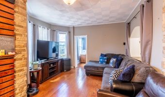 24 Livingston Ave, Andover, NJ 07801