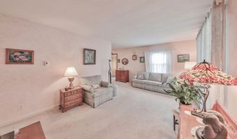 2883 W South St, Allentown, PA 18103