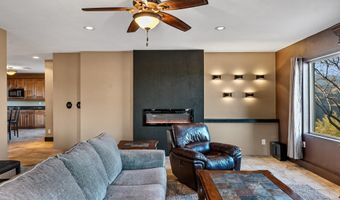 35369 S Pinnacle Pl, Black Canyon City, AZ 85324