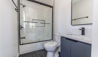 6700 Balboa, Los Angeles, CA 91406