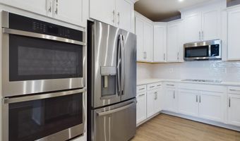 43801 MIDDLEWAY Ter, Ashburn, VA 20147