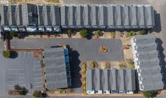 168 N PACIFIC St, Rockaway Beach, OR 97136
