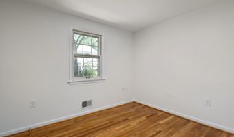 4300 ROBERTS Ave, Annandale, VA 22003