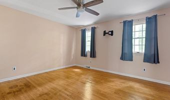45 LONGLEAF Ln, Bear, DE 19701