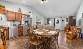 1911 Greyson Dr, Auburn, IN 46706