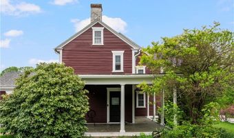16 School St, North Smithfield, RI 02896