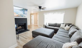 102 Woodlake Ct, Dayton, NV 89403
