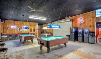 18567 HWY 94, Apple Springs, TX 75926