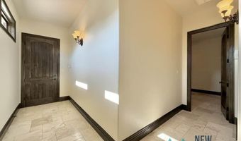 2116 Westridge Rd, Carlsbad, NM 88220