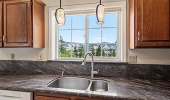 197 Timberlake Dr, Ashland, OR 97520